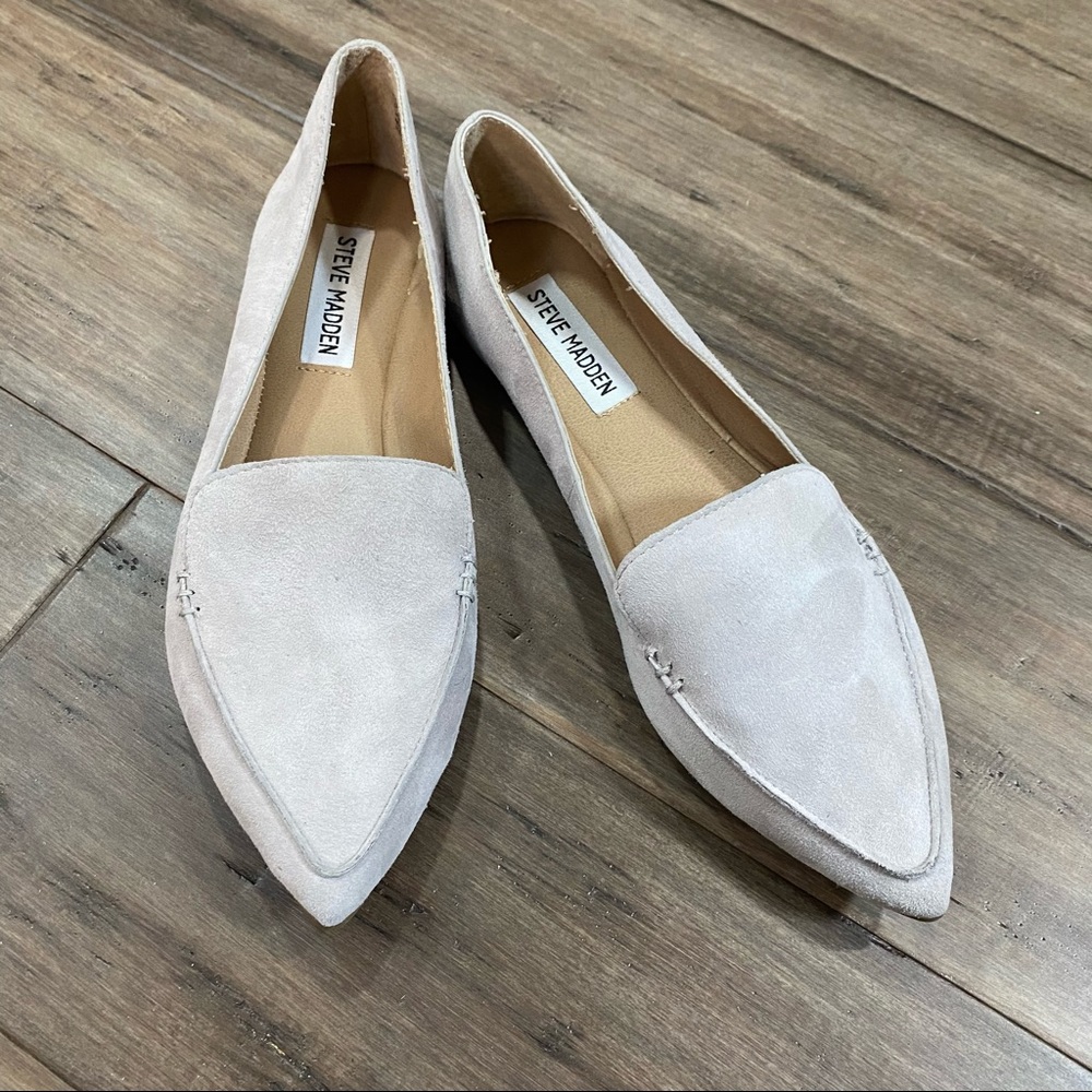 Steve Madden feather loafer pointed toe flats